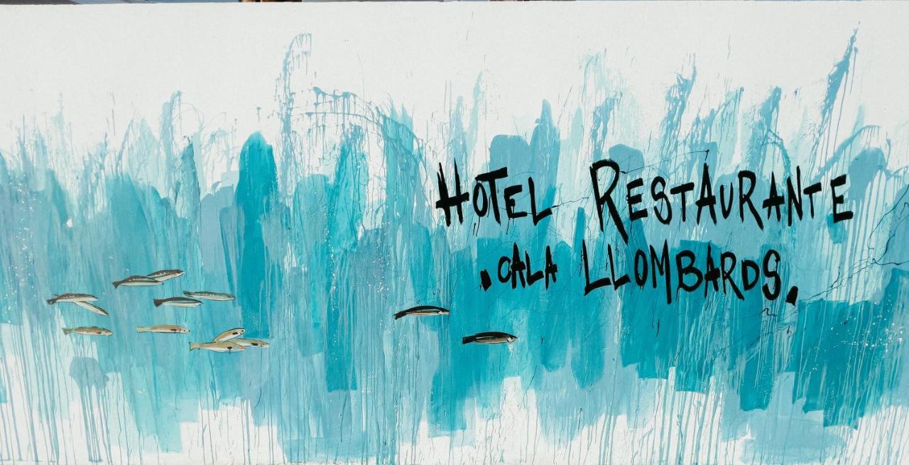 Hostal Cala Llombards Bagian luar foto