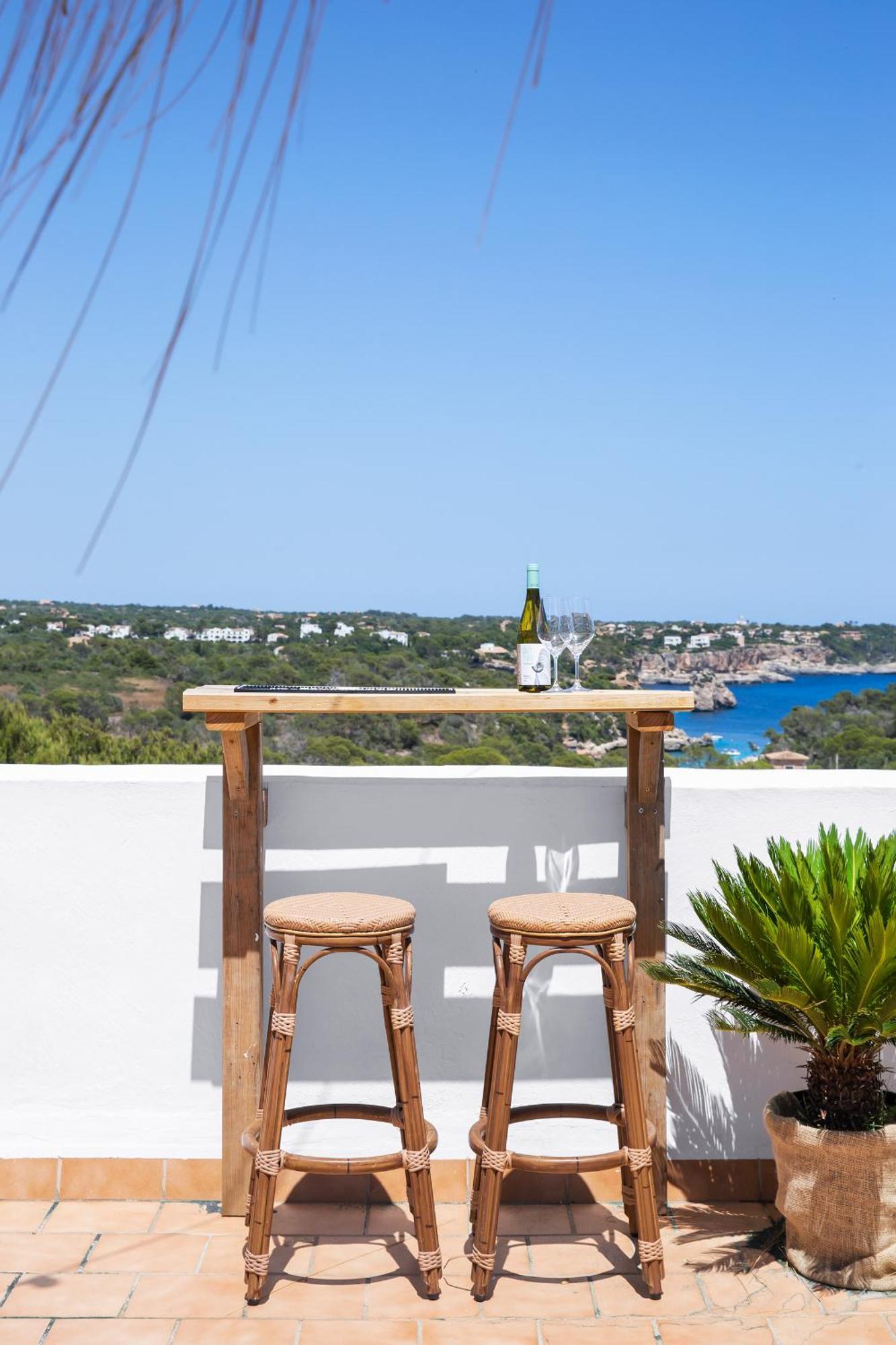 Hostal Cala Llombards Bagian luar foto