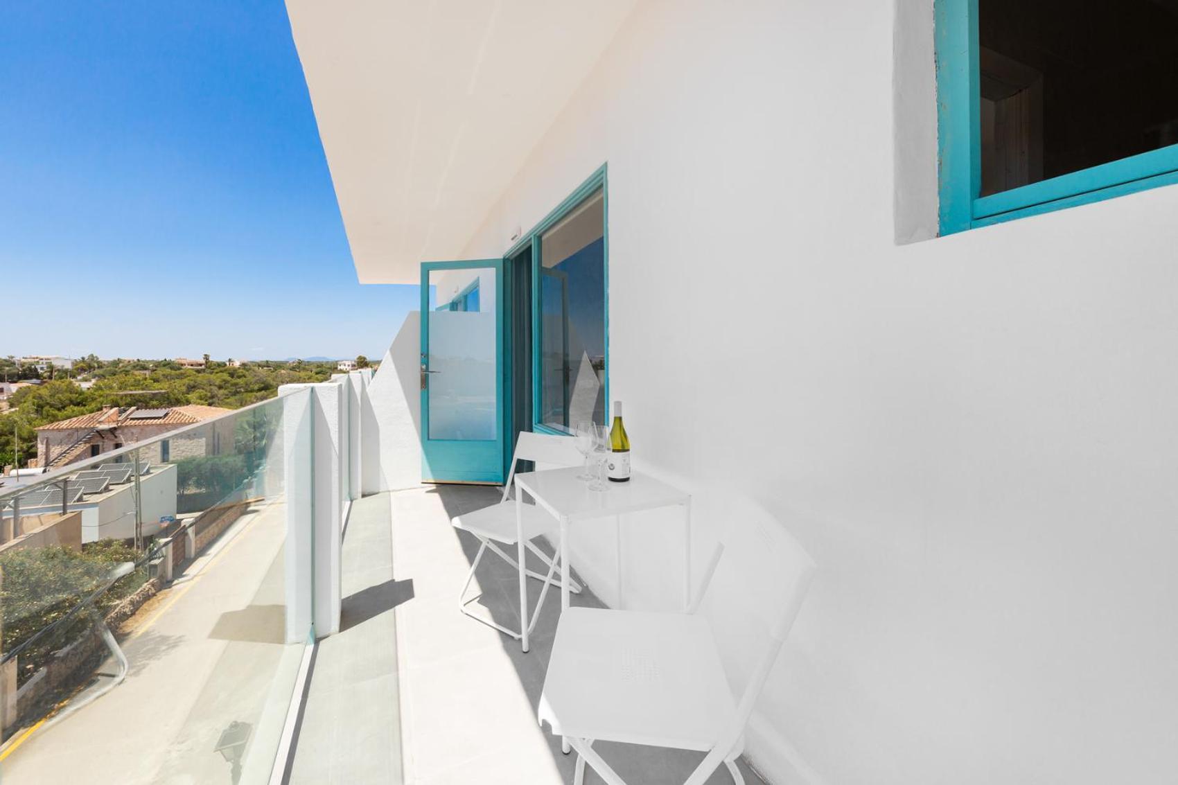 Hostal Cala Llombards Bagian luar foto
